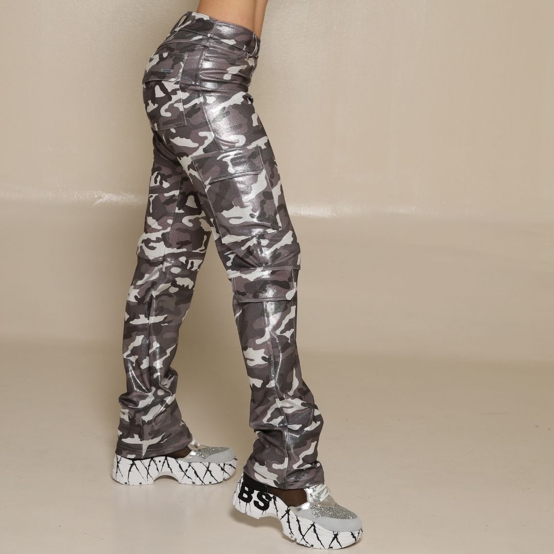 Pantalon-Oriente-camuflado-2.jpg