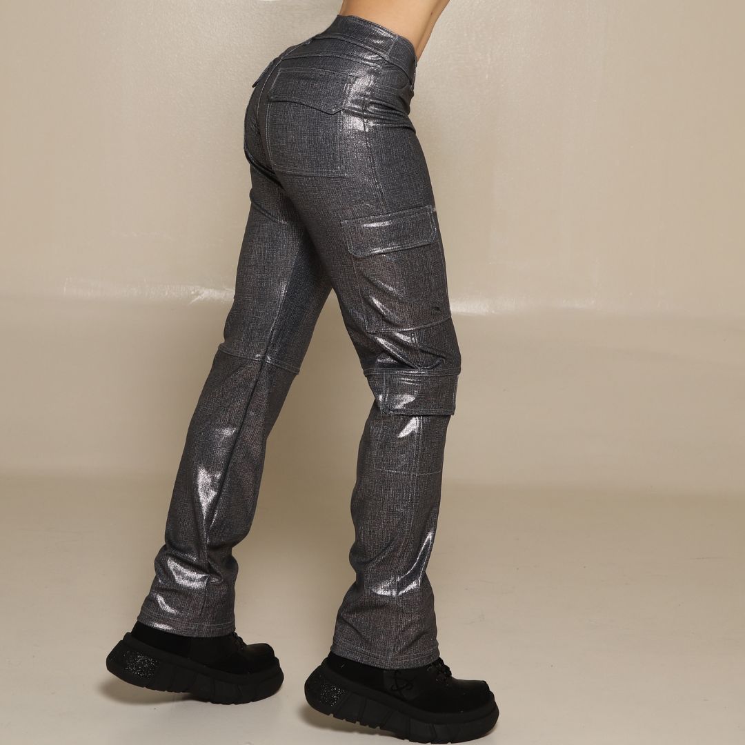 xr:d:DAFi_JME5TI:74,j:47275015068,t:23051614